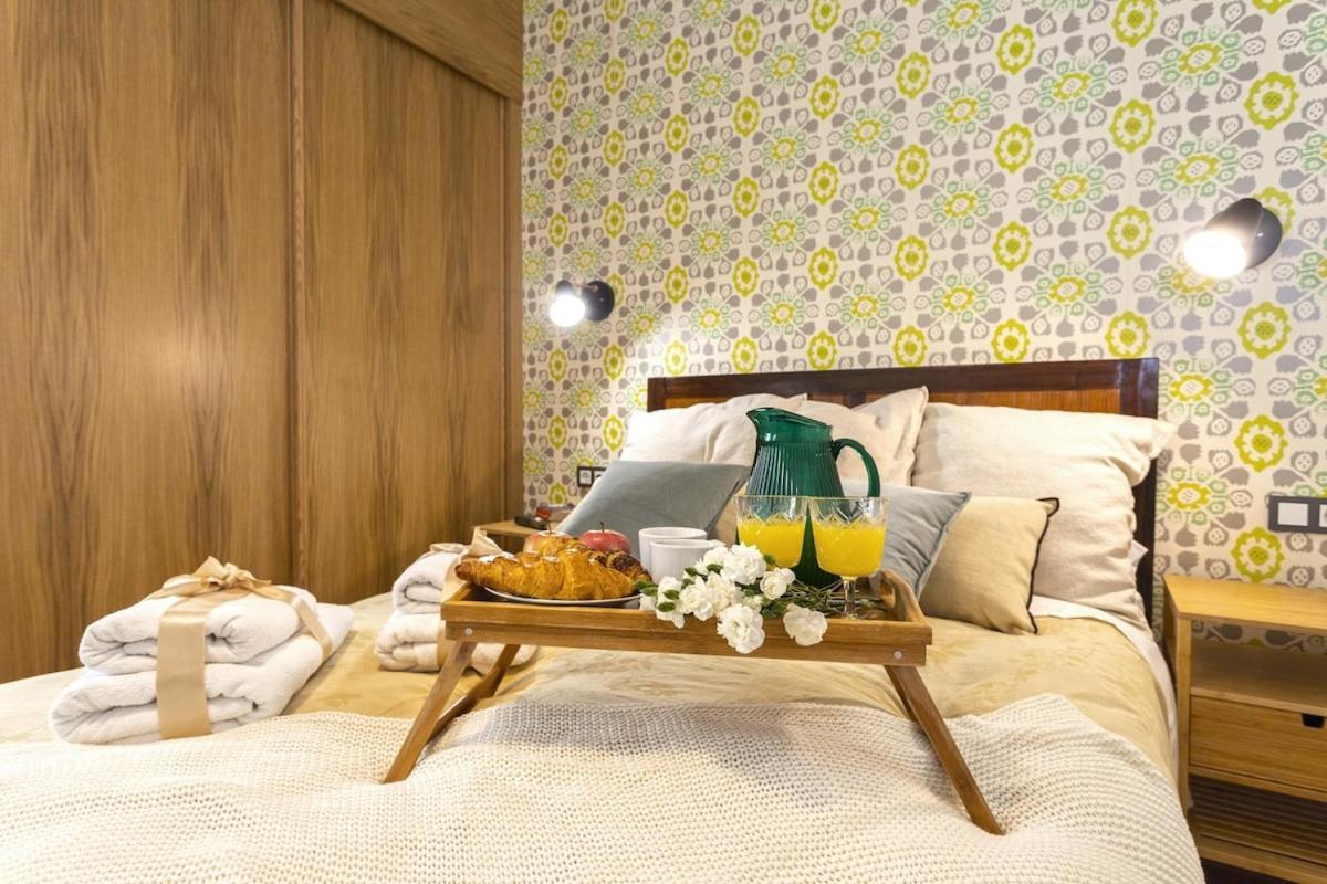 -Malagasunapts- Privateterrace Freeparking Pool Екстериор снимка