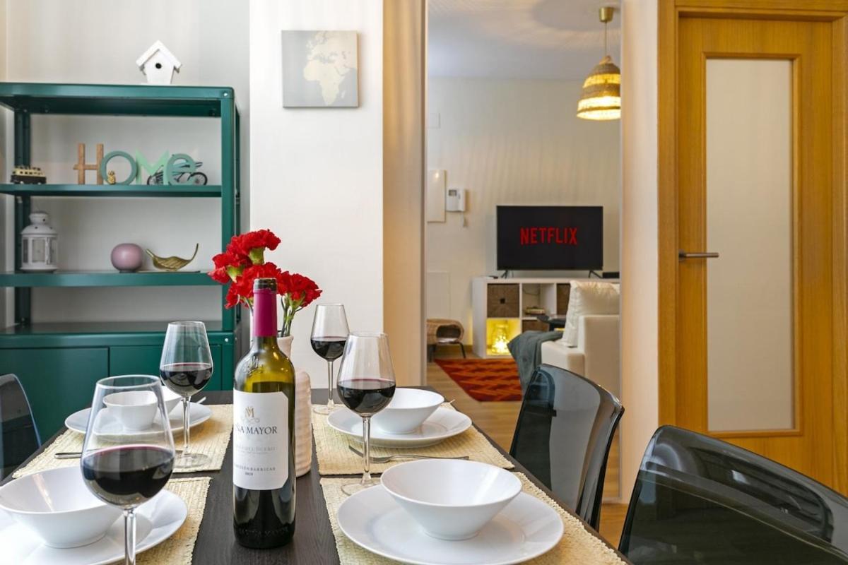 -Malagasunapts- Privateterrace Freeparking Pool Екстериор снимка