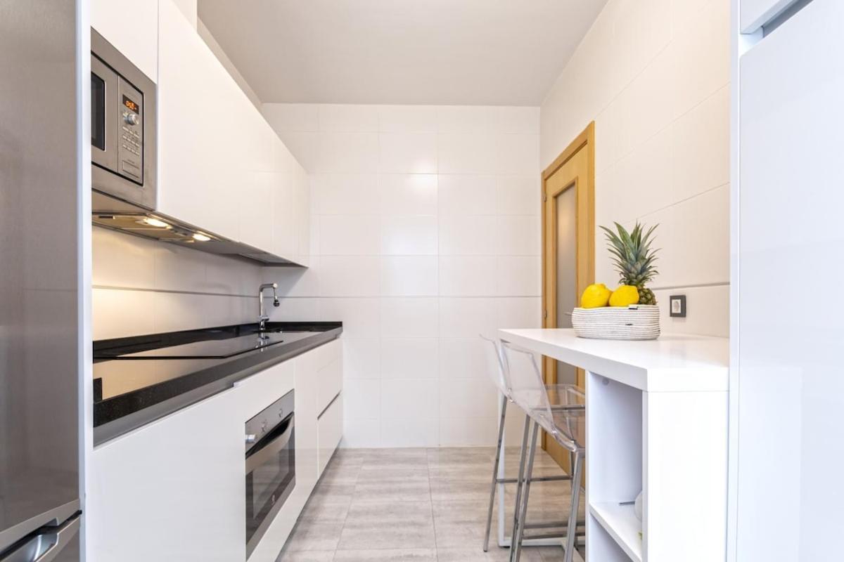-Malagasunapts- Privateterrace Freeparking Pool Екстериор снимка